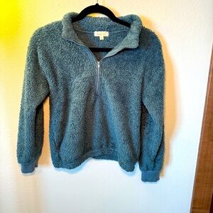 Girl fuzzy pull over quarter zip Sunset West size medium‎
